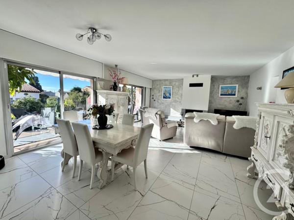 Maison à vendre  5 pièces - 250 m2 JUAN LES PINS - 06