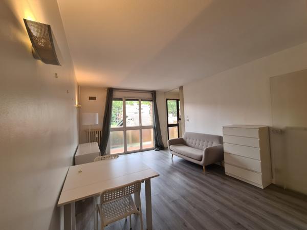 Studio 1 pièce(s) 27.82 m²