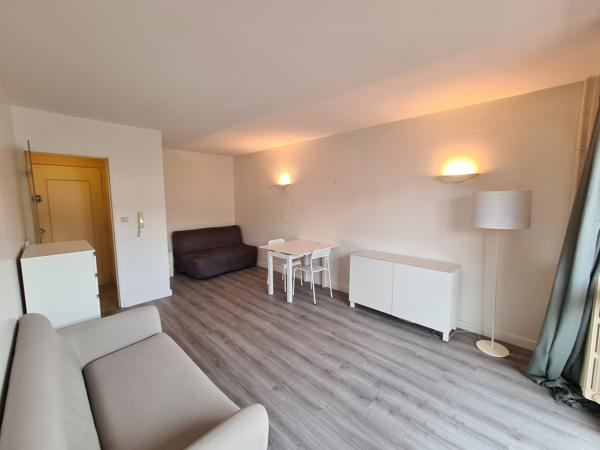 Studio 1 pièce(s) 27.82 m²