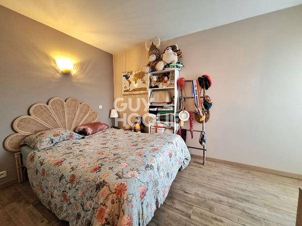 Très bel appartement T2 à Aytré - Dernier étage avec balcon et parking couvert.