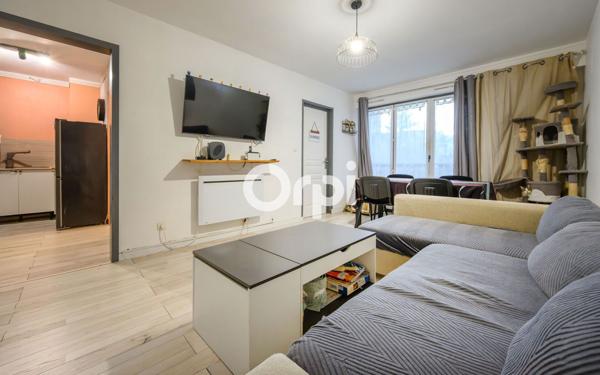 Appartement à vendre    2 pièces • 40 m2 Armentières