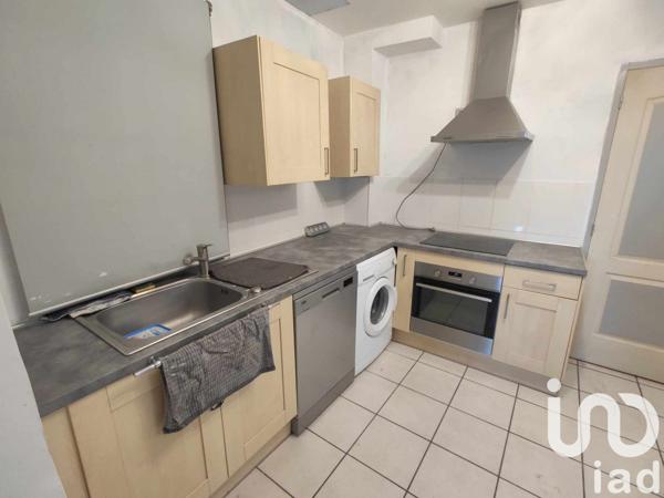 Maison de village 4 pièces de 78 m² à Saint-Piat (28130)