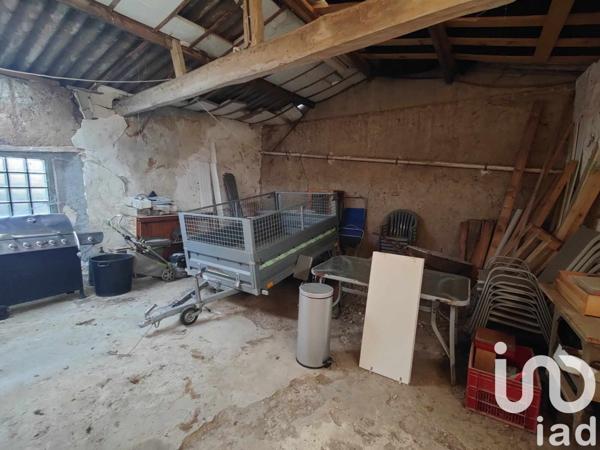 Maison de village 4 pièces de 78 m² à Saint-Piat (28130)