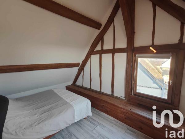 Maison de village 4 pièces de 78 m² à Saint-Piat (28130)