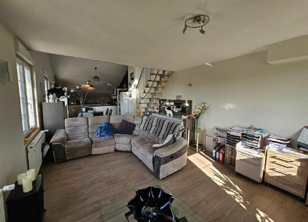 Immeuble à vendre    3 pièces •  Pargny-sur-Saulx