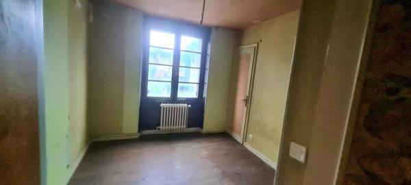 Maison à AUSSILLON, 81200 - 7 pièces 154m²