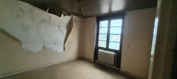 Maison à AUSSILLON, 81200 - 7 pièces 154m²