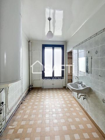 Très bel appartement avec garage au coeur de de Vitry Le François, Place d'Armes