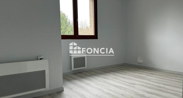Location Studio 27.93 m² - Oloron-sainte-marie 64400