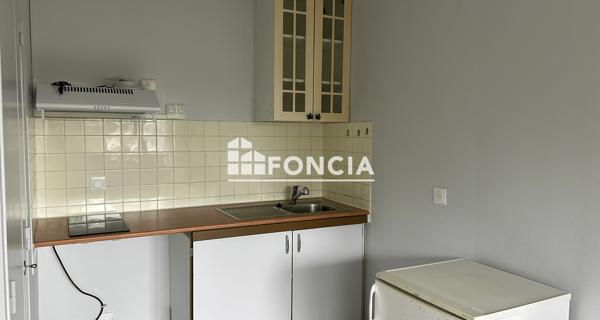 Location Studio 27.93 m² - Oloron-sainte-marie 64400
