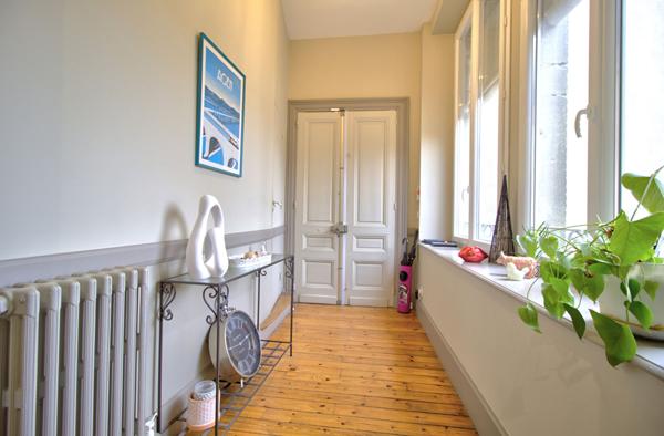 AGEN HYPER CENTRE - Appartement entièrement rénové de 147m² avec garage et cave en coeur de ville quartier CARNOT.