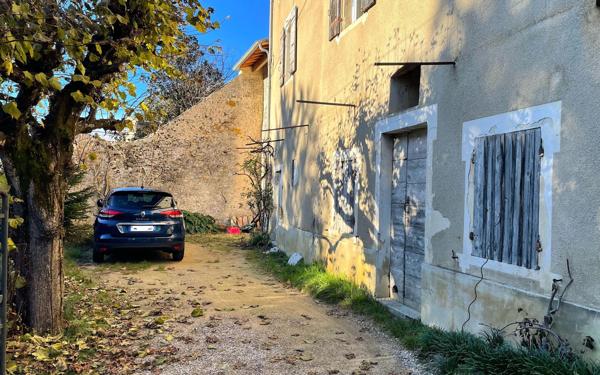 Maison à vendre    5 pièces •  Dieulefit