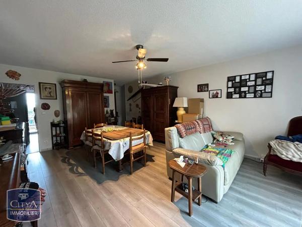 Appartement à louer 3 pièces 72.59m² Malemort (19360)
