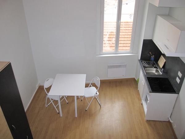 Lyon (69009) Studio meublé- rue marietton 69009- Dispo le 24/05 !