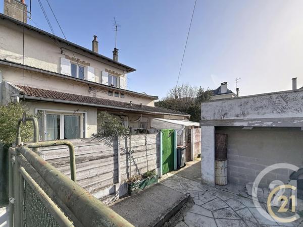 Immeuble à vendre  118 m2 VILLEMOMBLE - 93