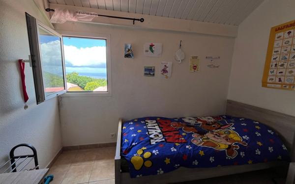 Appartement à vendre    4 pièces • 91,75 m2 Gourbeyre