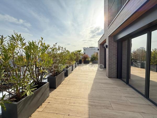 RUEIL MALMAISON - Eco quartier de l'Arsenal - 6 PIECES 150,31M2 - DERNIER ÉTAGE - 4 CHAMBRES - TERRASSE PANORAMIQUE