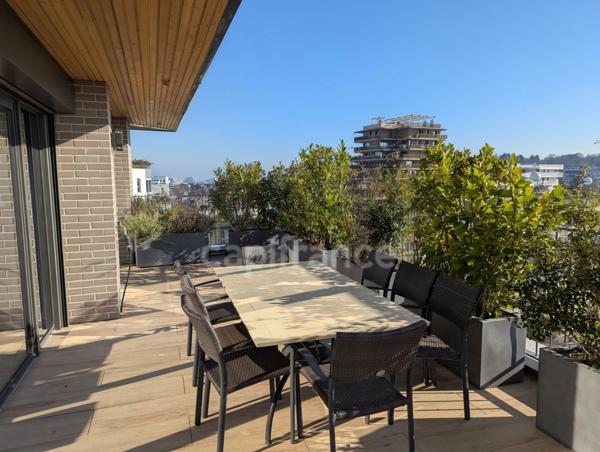 RUEIL MALMAISON - Eco quartier de l'Arsenal - 6 PIECES 150,31M2 - DERNIER ÉTAGE - 4 CHAMBRES - TERRASSE PANORAMIQUE