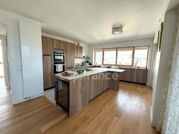 RUEIL MALMAISON - Eco quartier de l'Arsenal - 6 PIECES 150,31M2 - DERNIER ÉTAGE - 4 CHAMBRES - TERRASSE PANORAMIQUE