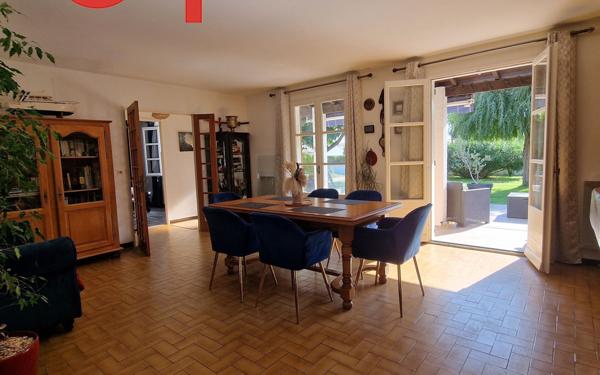 Maison à vendre    4 pièces •  Port-des-Barques