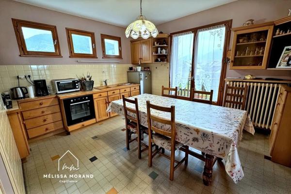 Maison à vendre 7 pièces 200 m2 à VILLAZ (74), avec terrain de 1620 m2