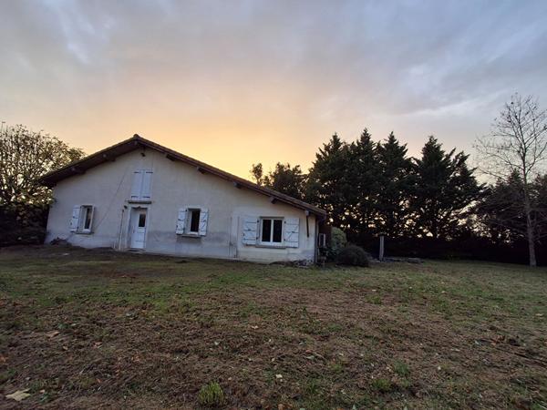 Maison L Isle Jourdain 5 pièce(s) 146 m2