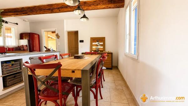 Vente                                                      Maison
                        
                     6 pièces                      148 m2                     à Pourrières