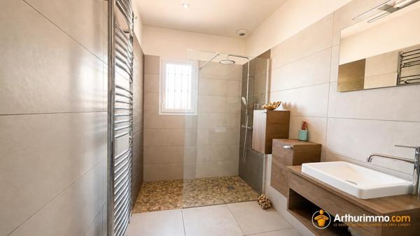 Vente                                                      Maison
                        
                     6 pièces                      148 m2                     à Pourrières