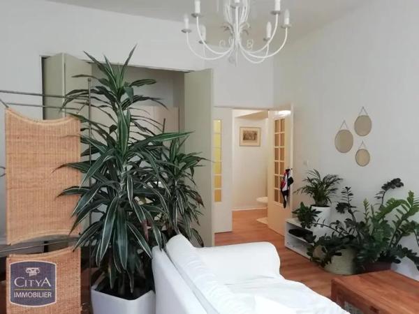 Appartement à louer 1 pièce 34.41m²