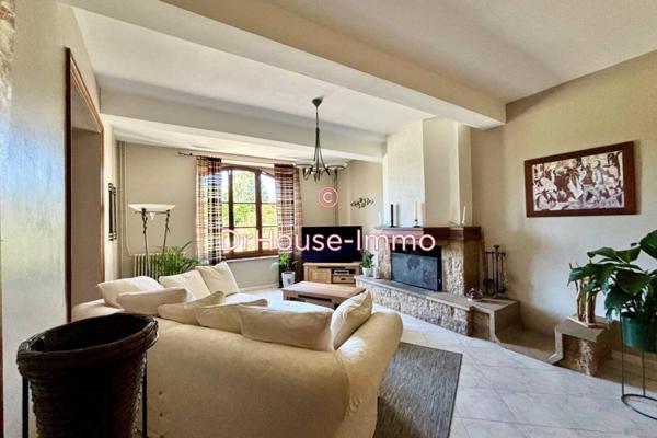 Bien immobilier à vendre 10 pièces de 365 m²