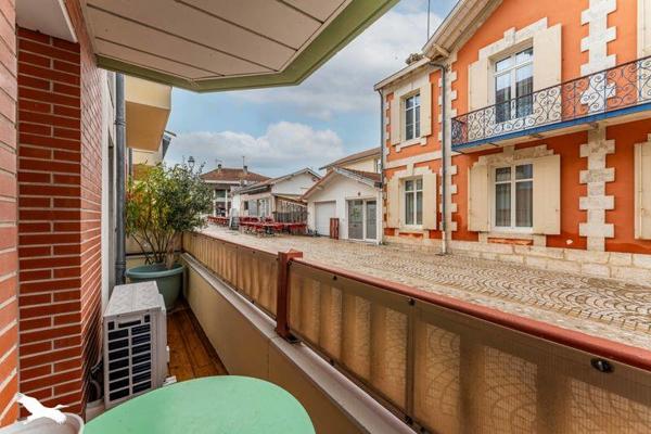 Appartement à vendre |  Arcachon |  2 pièces | 49 m²