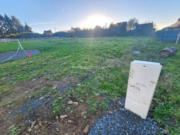 Vente Terrain 1995 m2 à Ploumagoar