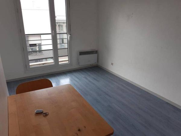 Appartement 1 pièce                                        - 69008 Lyon 8e  Arrondissement Réf : 5705