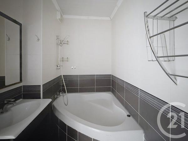 Appartement F5 à vendre  5 pièces - 78,11 m2 GONESSE - 95