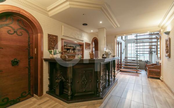 Maison à vendre    7 pièces • 212,05 m2 Chelles