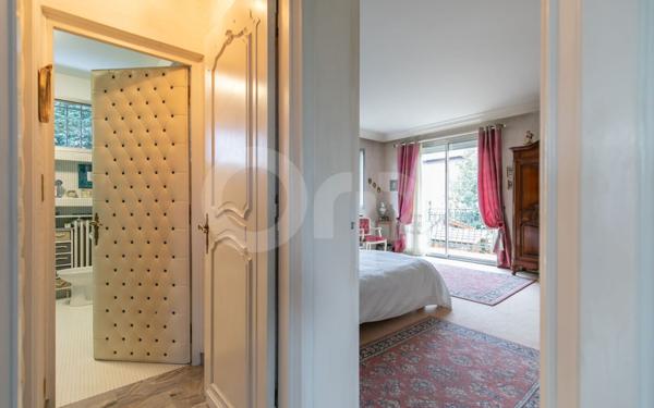 Maison à vendre    7 pièces • 212,05 m2 Chelles