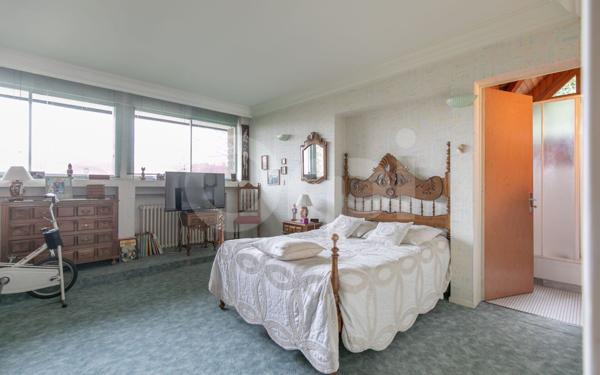 Maison à vendre    7 pièces • 212,05 m2 Chelles