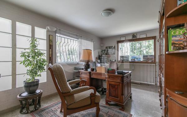 Maison à vendre    7 pièces • 212,05 m2 Chelles