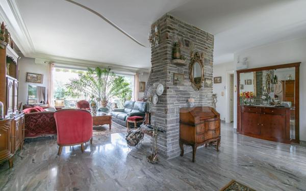 Maison à vendre    7 pièces • 212,05 m2 Chelles