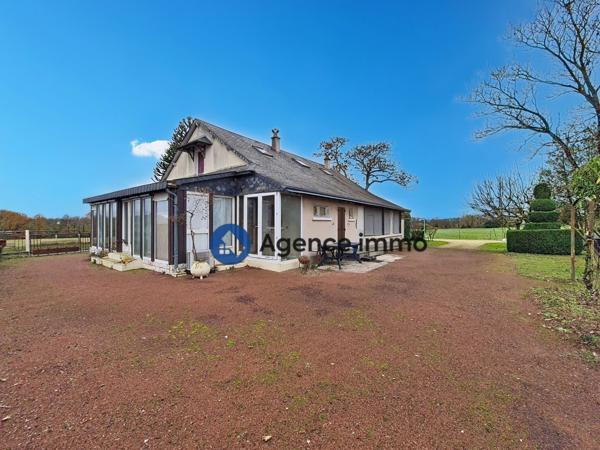 À vendre - Maison individuelle, 8 pièces située à Villiers-au-Bouin (37330)