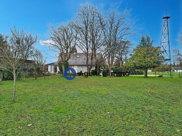 À vendre - Maison individuelle, 8 pièces située à Villiers-au-Bouin (37330)