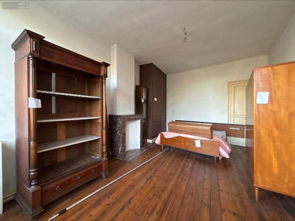 Immeuble de rapport à vendre à Estaires dans le Nord (59940), ref : D2486   
Centre Ville