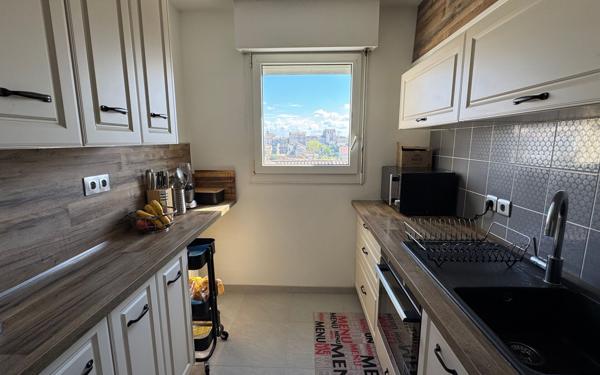 Appartement à vendre    3 pièces • 67,31 m2 Bordeaux