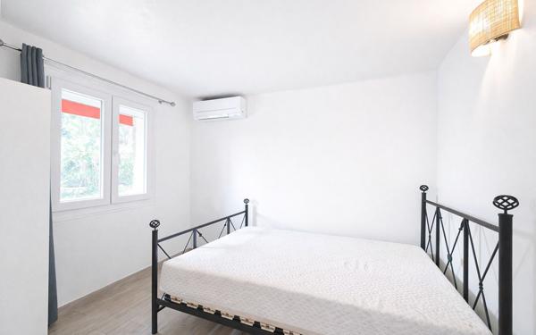 Appartement à vendre    3 pièces • 49,89 m2 Saint-Raphaël