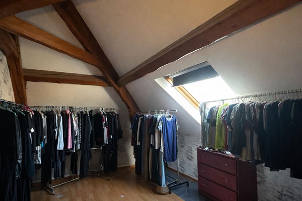 Immeuble local commercial + appartement centre de Jumeauville, Jumeauville 78580