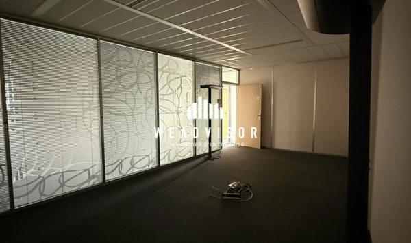 À VENDRE : BUREAUX D'ENVIRON 748,50 M² - QUARTIER NOVAXIS LE MANS