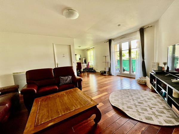 À vendre : Appartement 4 pièces à Vauréal €278 250 ** - Référence 2196