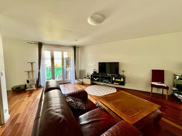 À vendre : Appartement 4 pièces à Vauréal €278 250 ** - Référence 2196