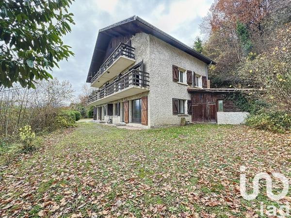 Appartement 2 pièces de 52 m² à Corenc (38700)