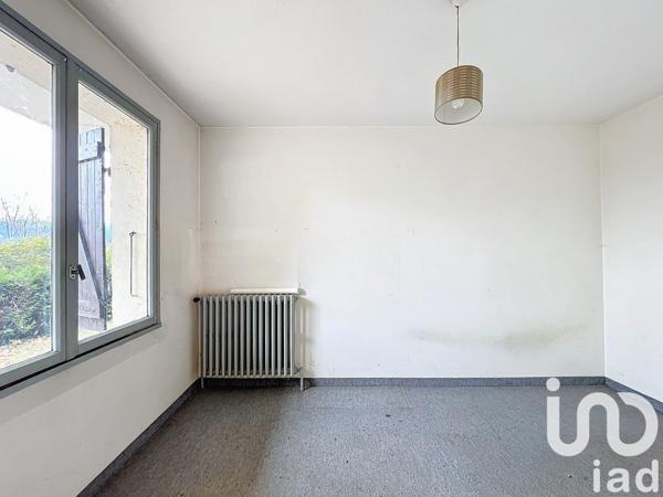 Appartement 2 pièces de 52 m² à Corenc (38700)